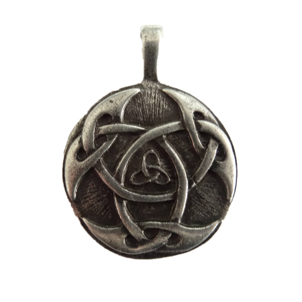 Leather-Steel Fashion Pendant Celtic Protection