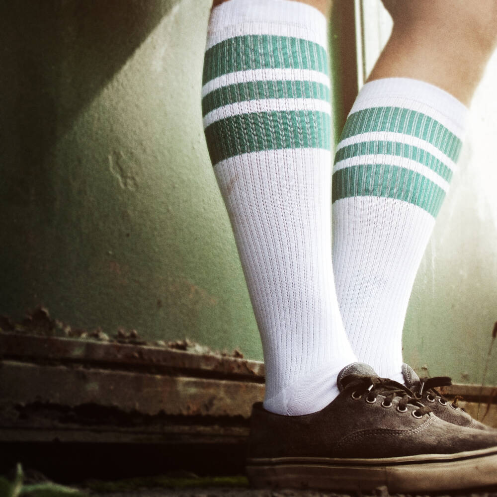 Spirit of 76 Knee Socks Oldschool Greens on White - Image 2