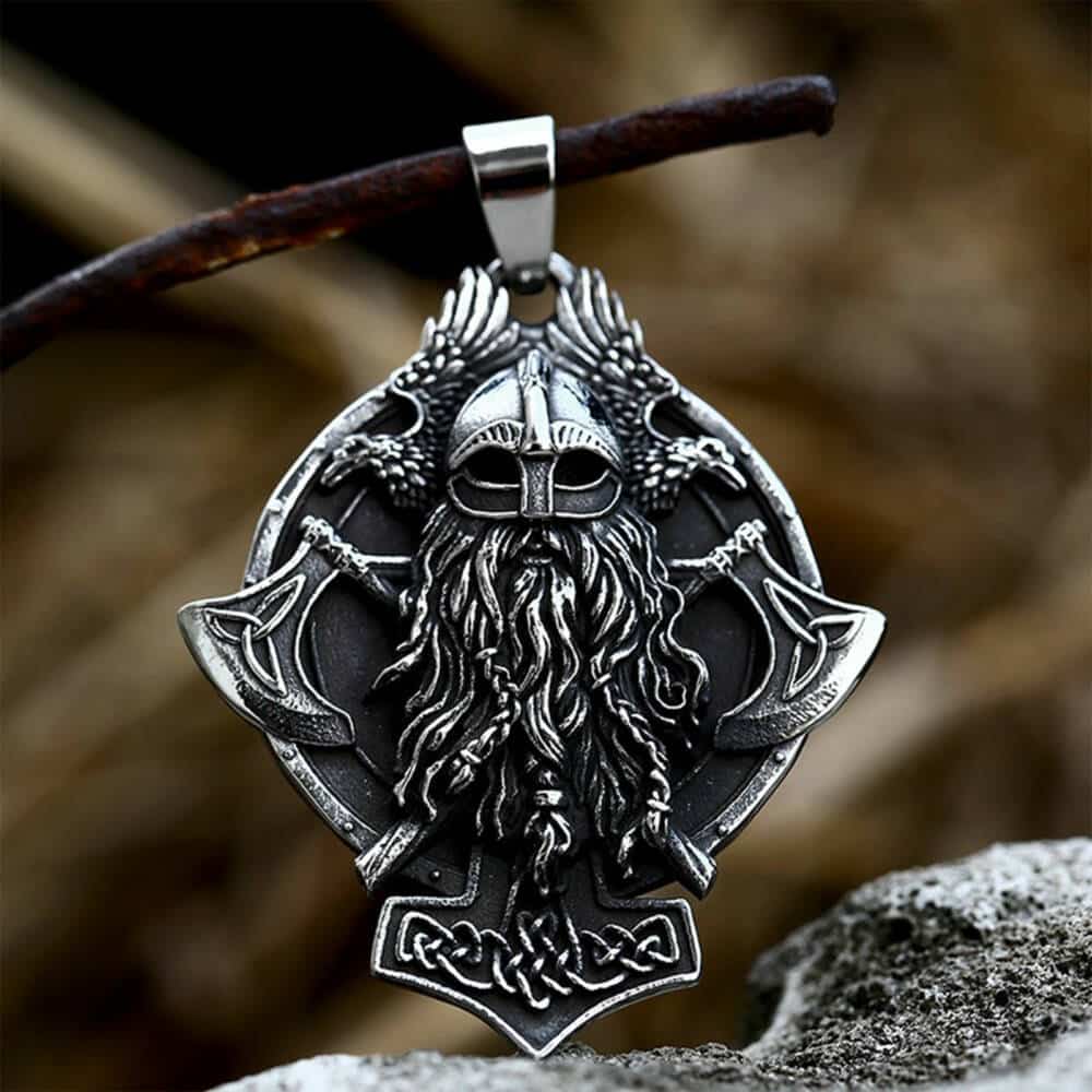 Moonattic necklace Beared Warrior