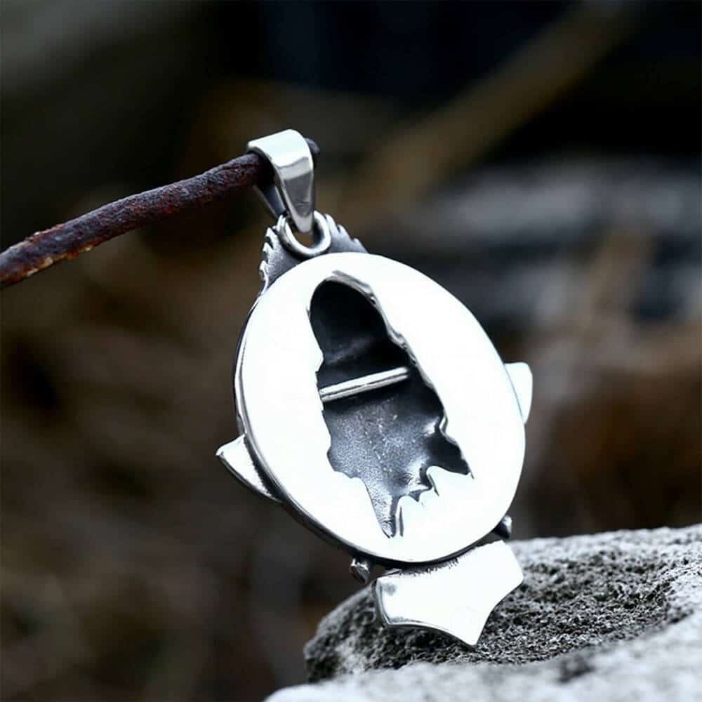 Moonattic necklace Beared Warrior - Image 3