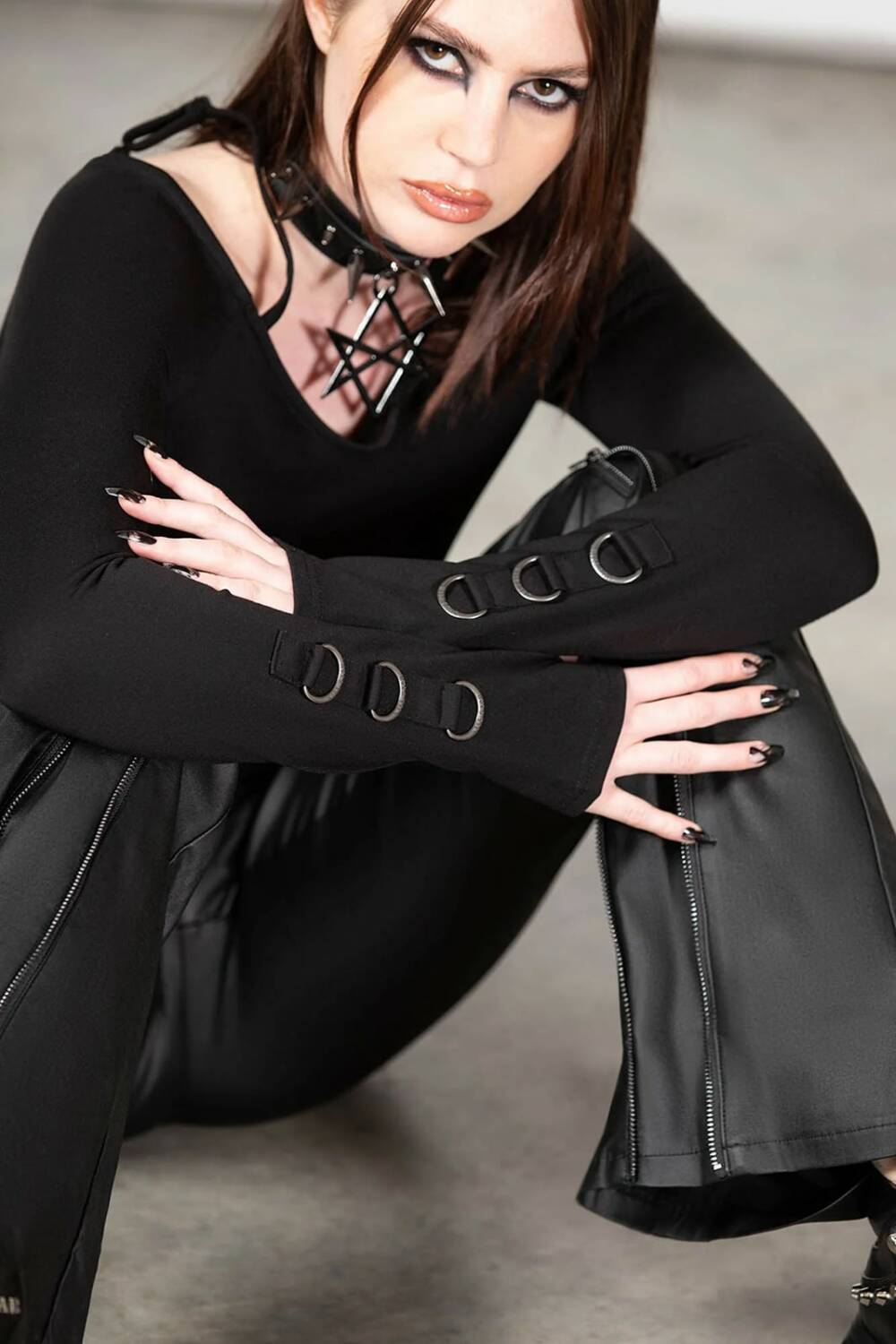 Killstar Top Desolate Cold Shoulder - Image 2