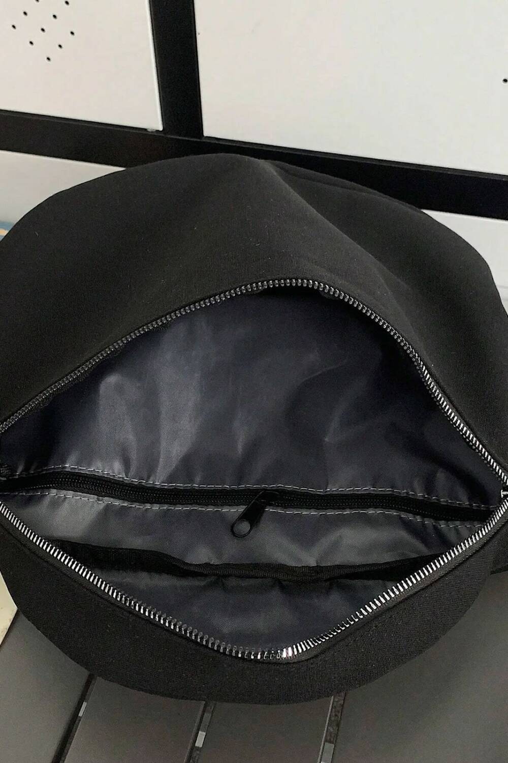 Mad Moonshine shoulder bag Freedom - Image 4