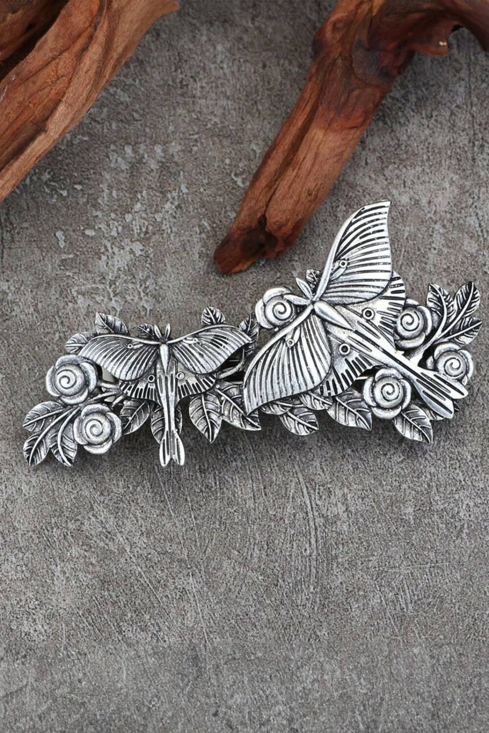 Mad Moonshine hair clip Rose Moth - Image 2