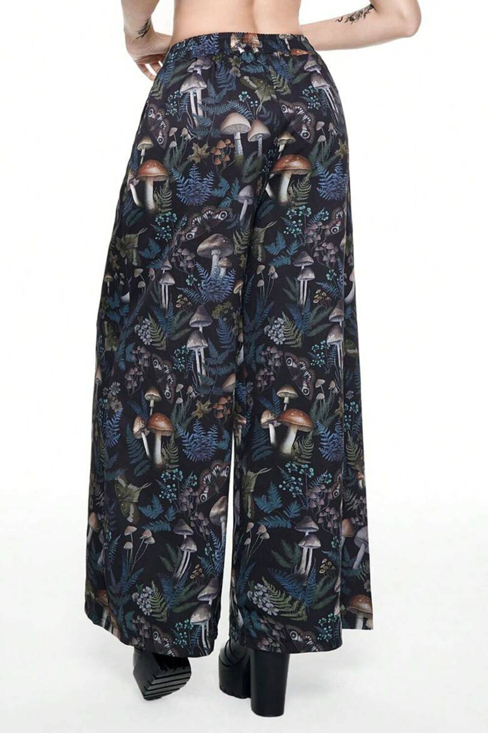 Romwe pants forest life - Image 3