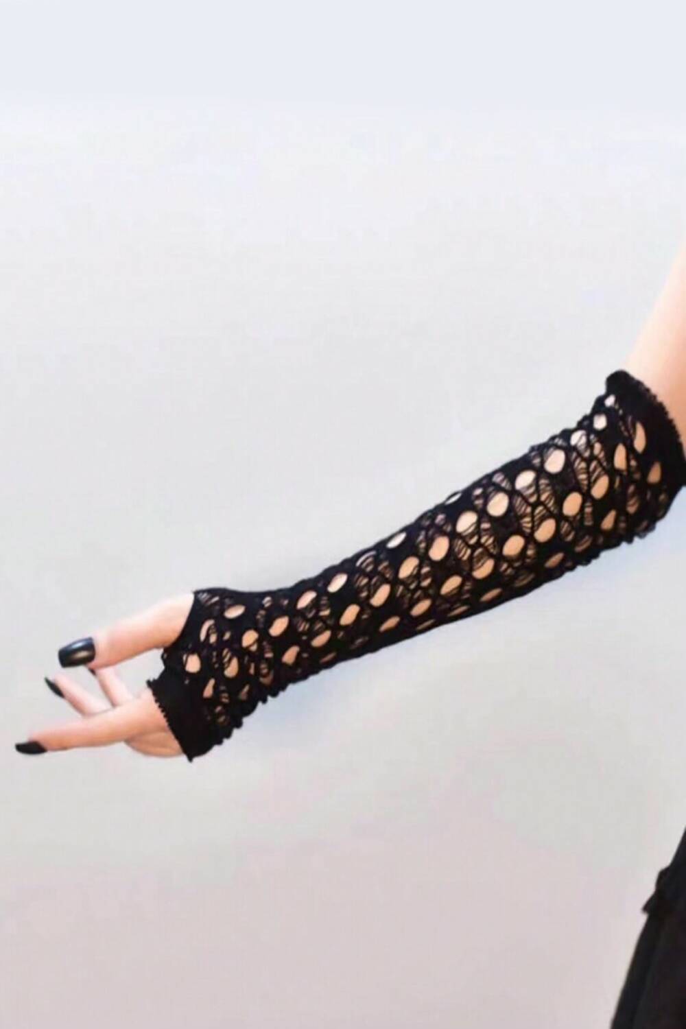 Romwe arm warmers Back on the Streets