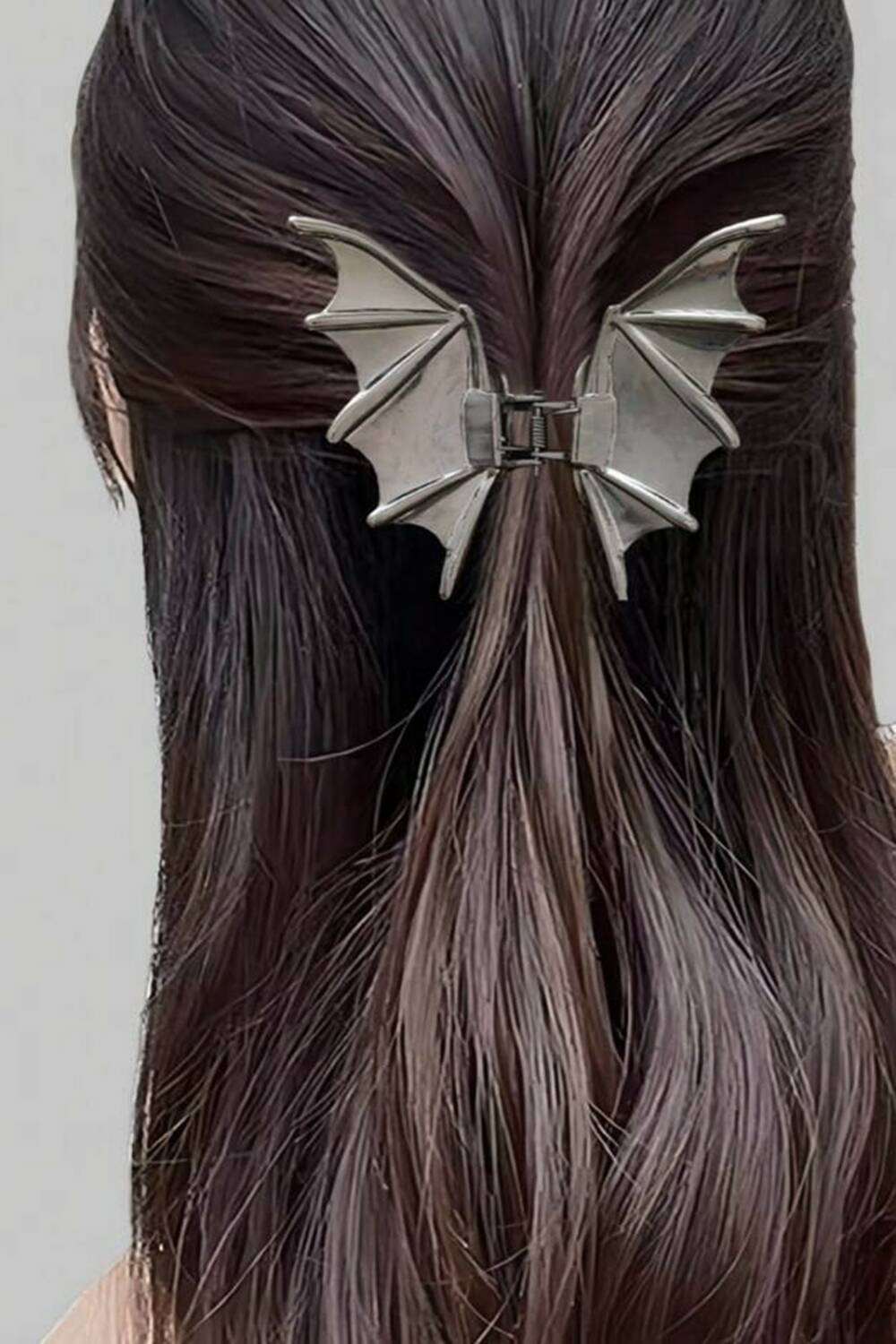 Romwe hair clip Big Bat