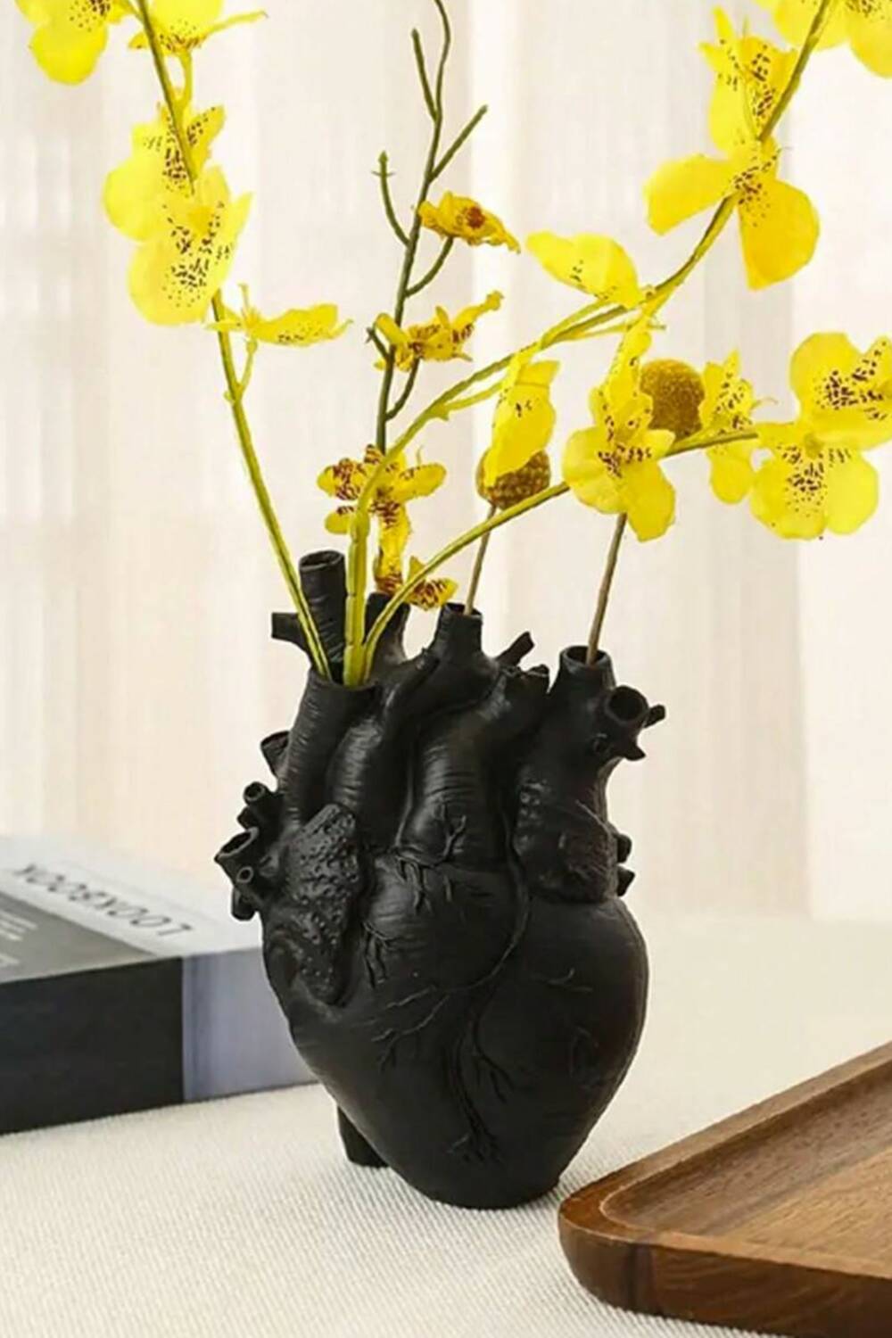 Mad Moonshine Vase Black Heart