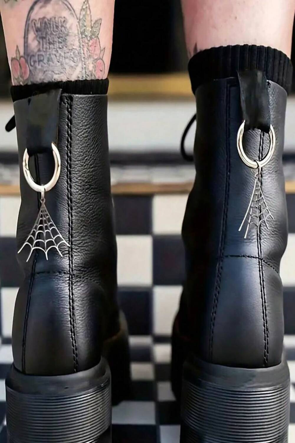 Mad Moonshine shoe tag Spiderweb