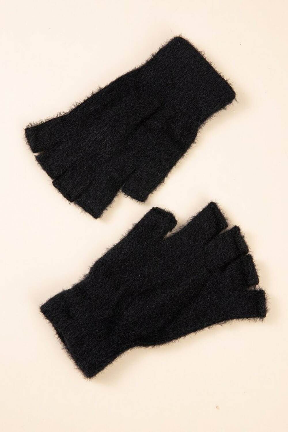 Mad Moonshine Fleecy gloves - Image 2