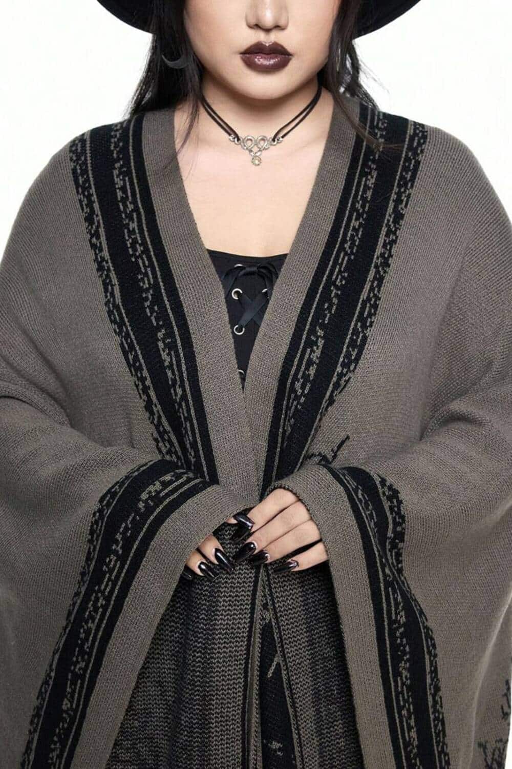 Romwe Poncho Cementario - Image 3