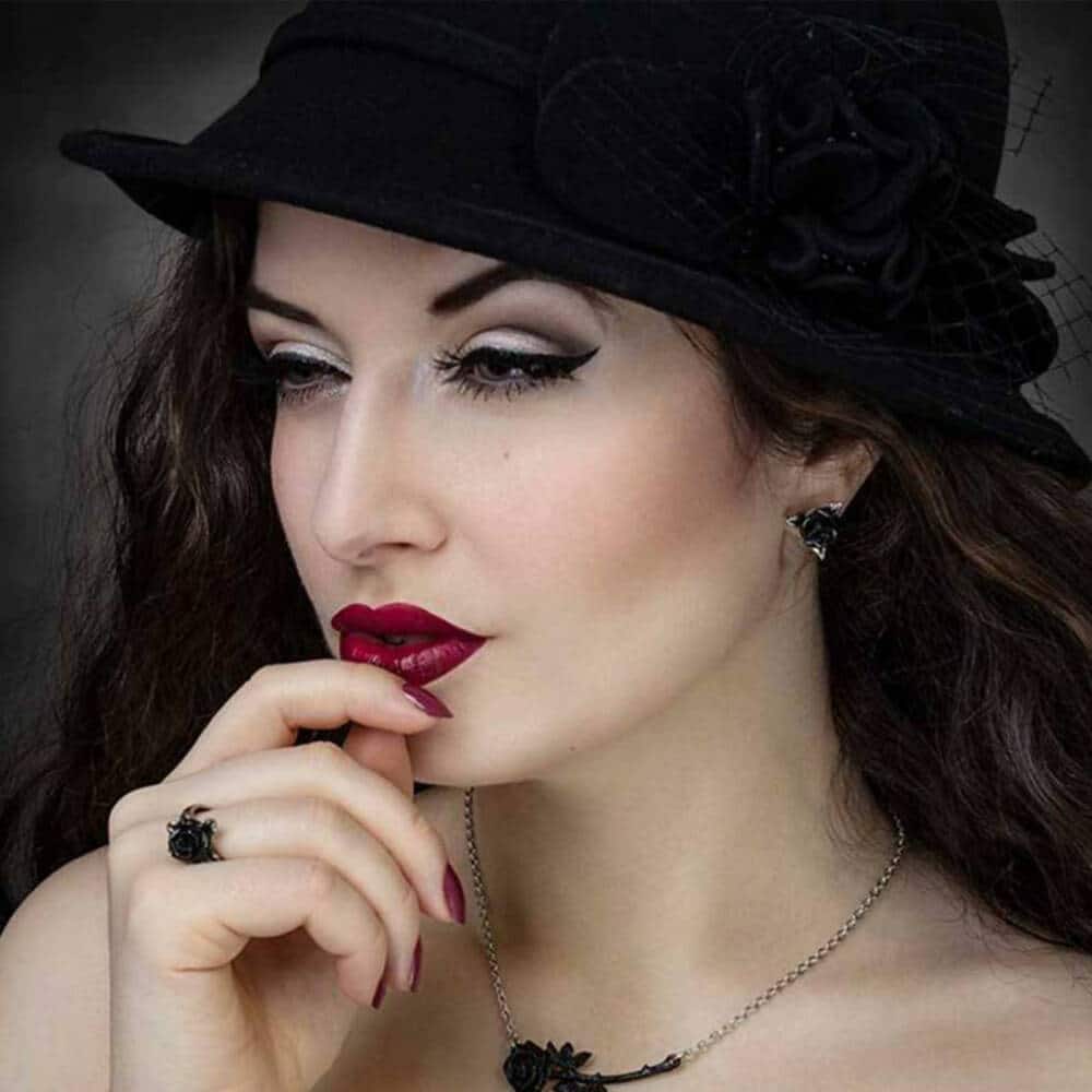 Alchemy ear studs Ring o Roses - Image 2