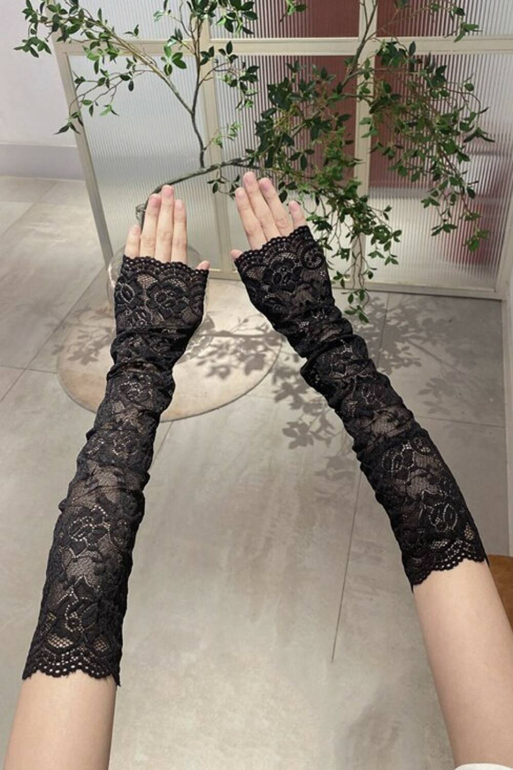Mad Moonshine Lace Flowers arm warmers