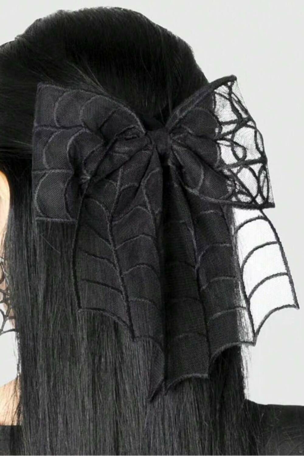 Romwe Lace Spider hair clip