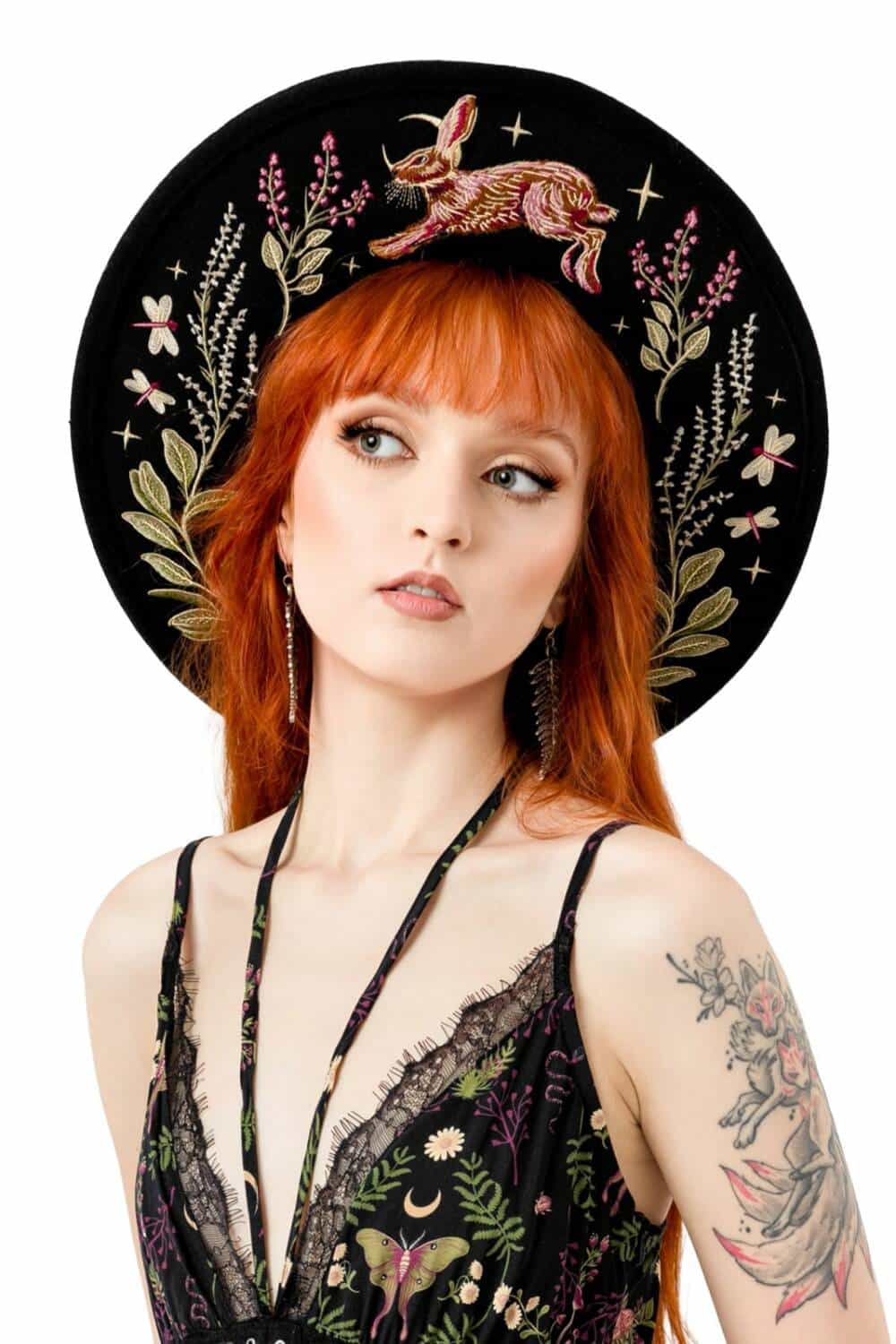 Restyle hat Hare Moon
