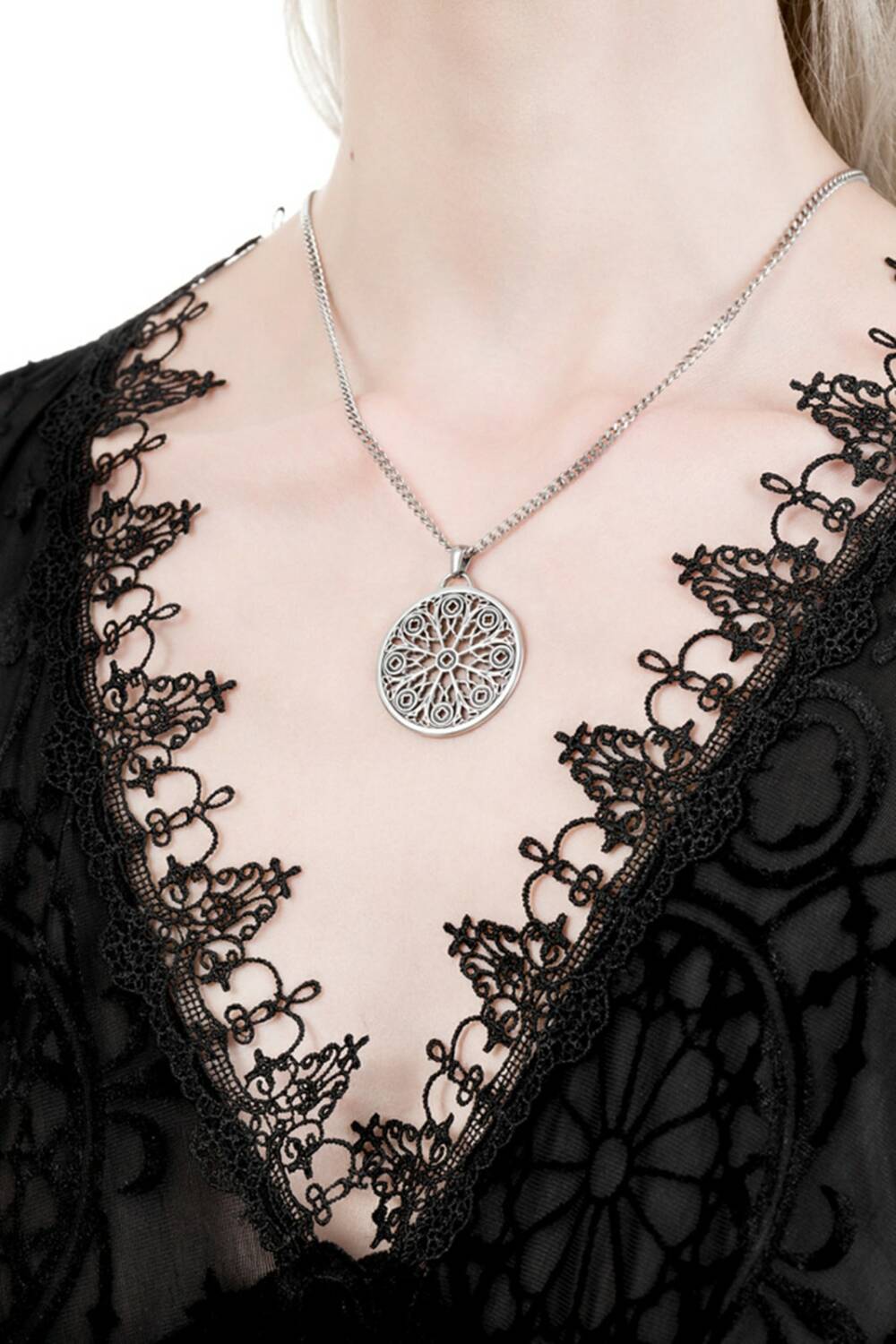 Restyle necklace Rosarium