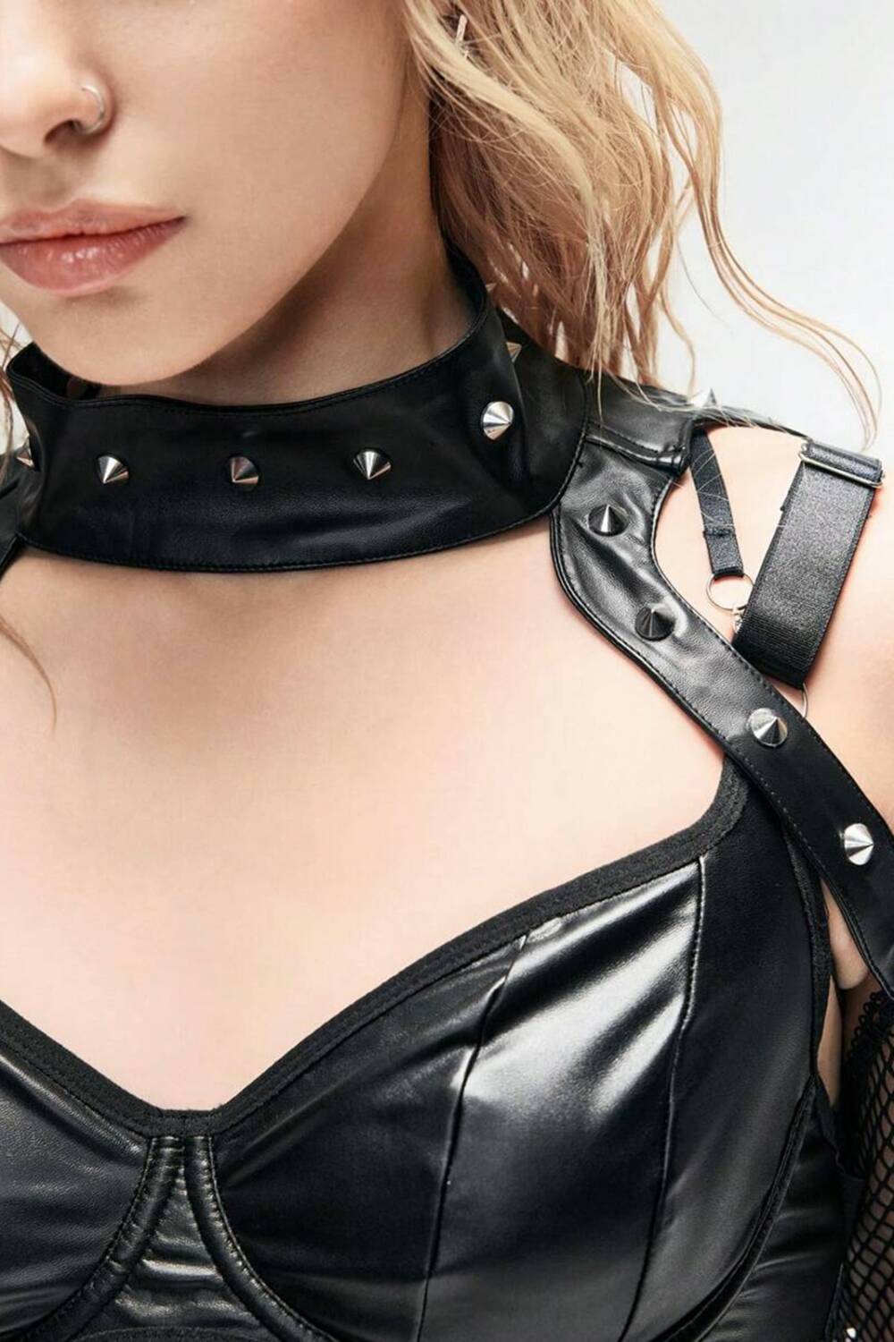 Romwe Top Nexus Grid Harness - Image 5