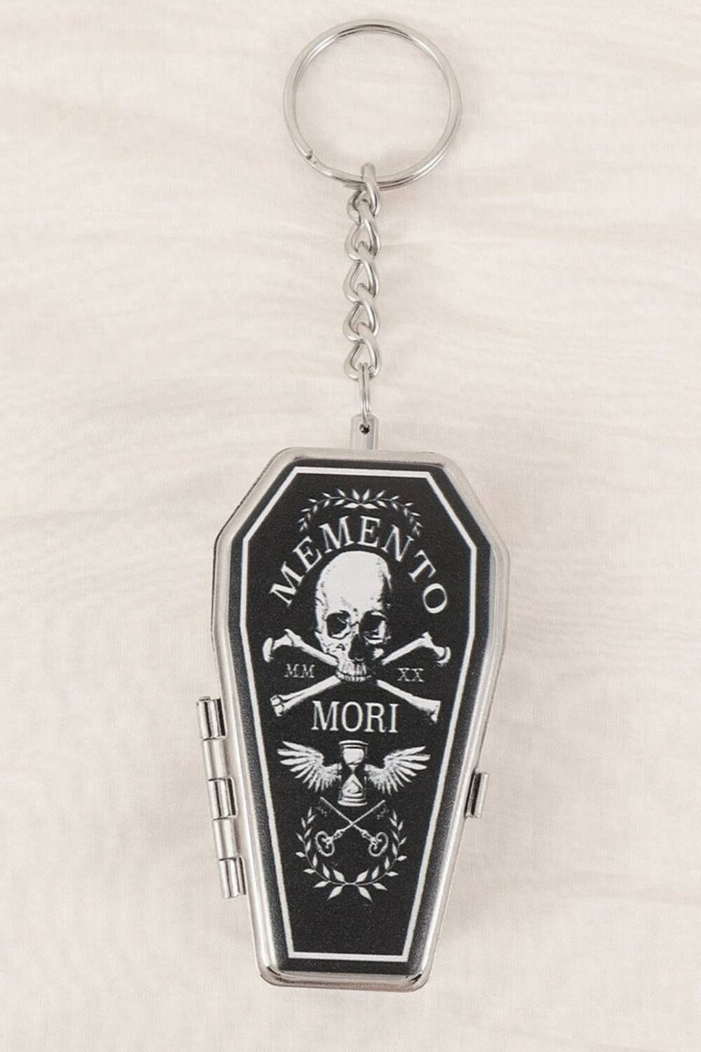 Mad Moonshine bags ashtray Memento Mori
