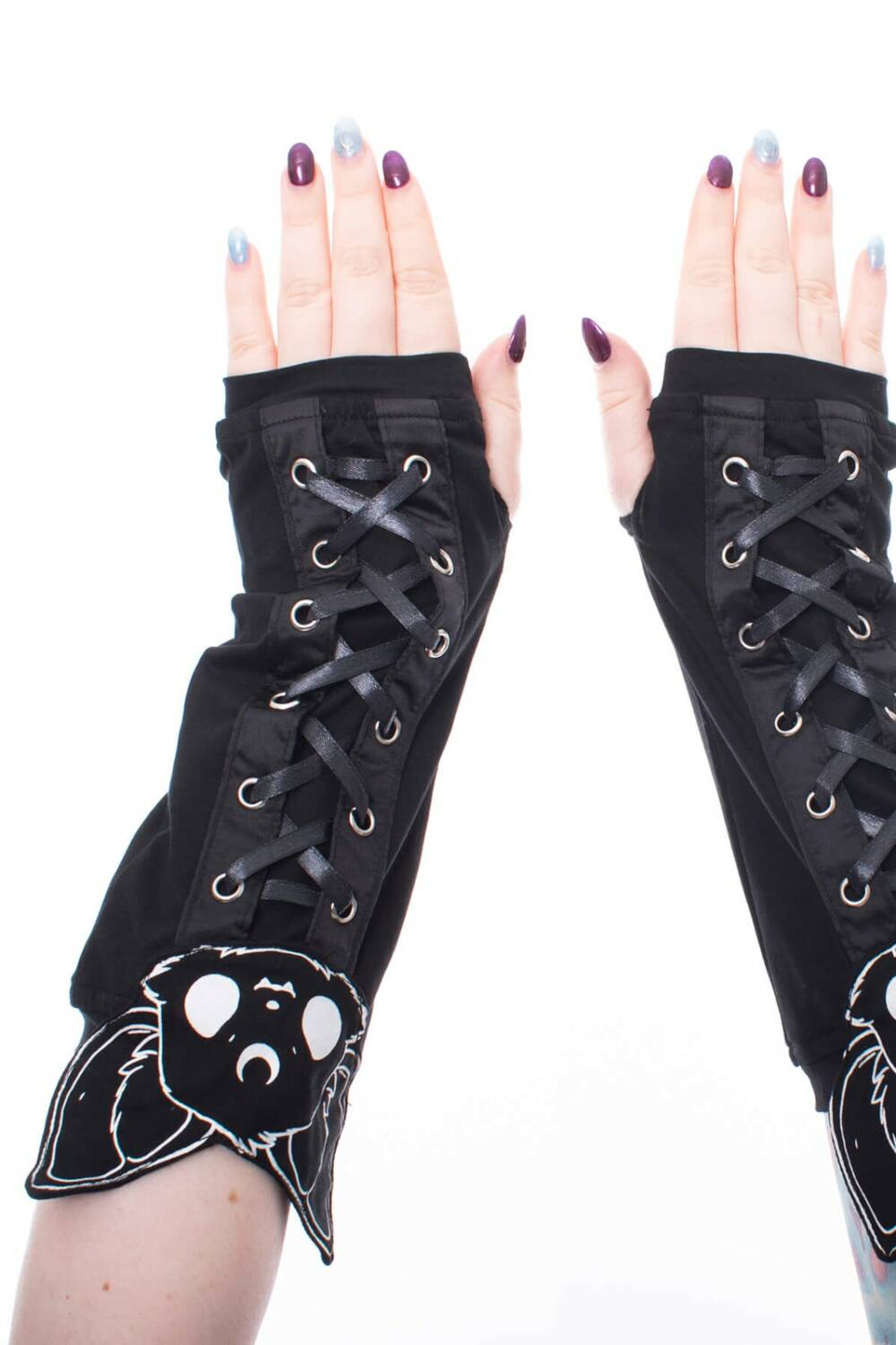 Heartless arm warmers Luna