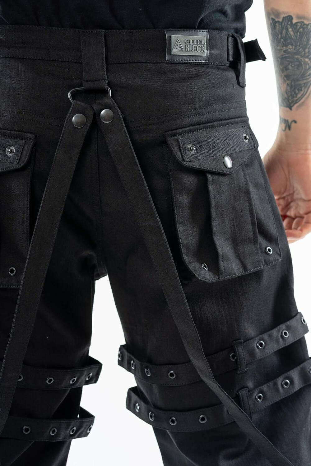 Chemical Black Shorts Dale - Image 3