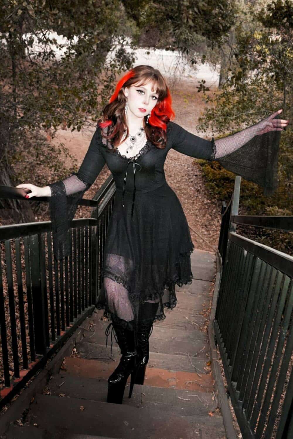 Jawbreaker dress Widows Waltz - Image 5