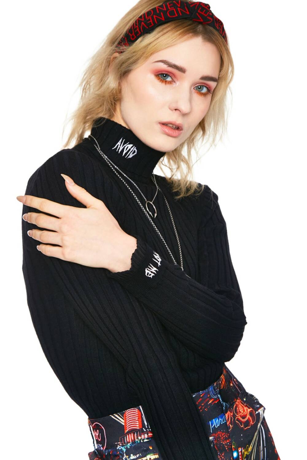 Jawbreaker Sweater Avoid Turtle