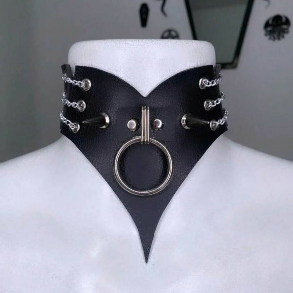 Mad Moonshine Choker Coven Mark